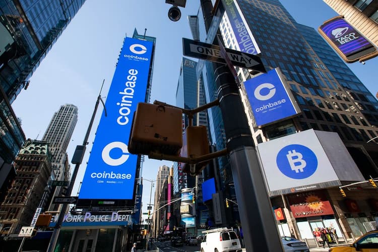 Coinbase launches an institutional fund offering yield on Bitcoin through short-term U.S. Treasury investments.